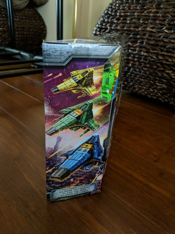 Transformers Siege Rainmakers Boxset First Look In Package  (6 of 8)